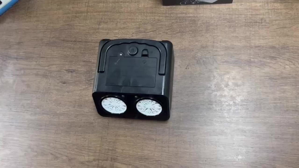 Automatic Halloween Bubble Machine With 2 Fans 20000+ Bubbles Per Minute